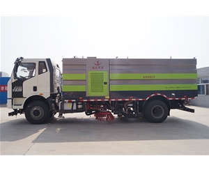 8噸洗掃車(chē) YYD5181TXSC6(一汽解放）（正左）